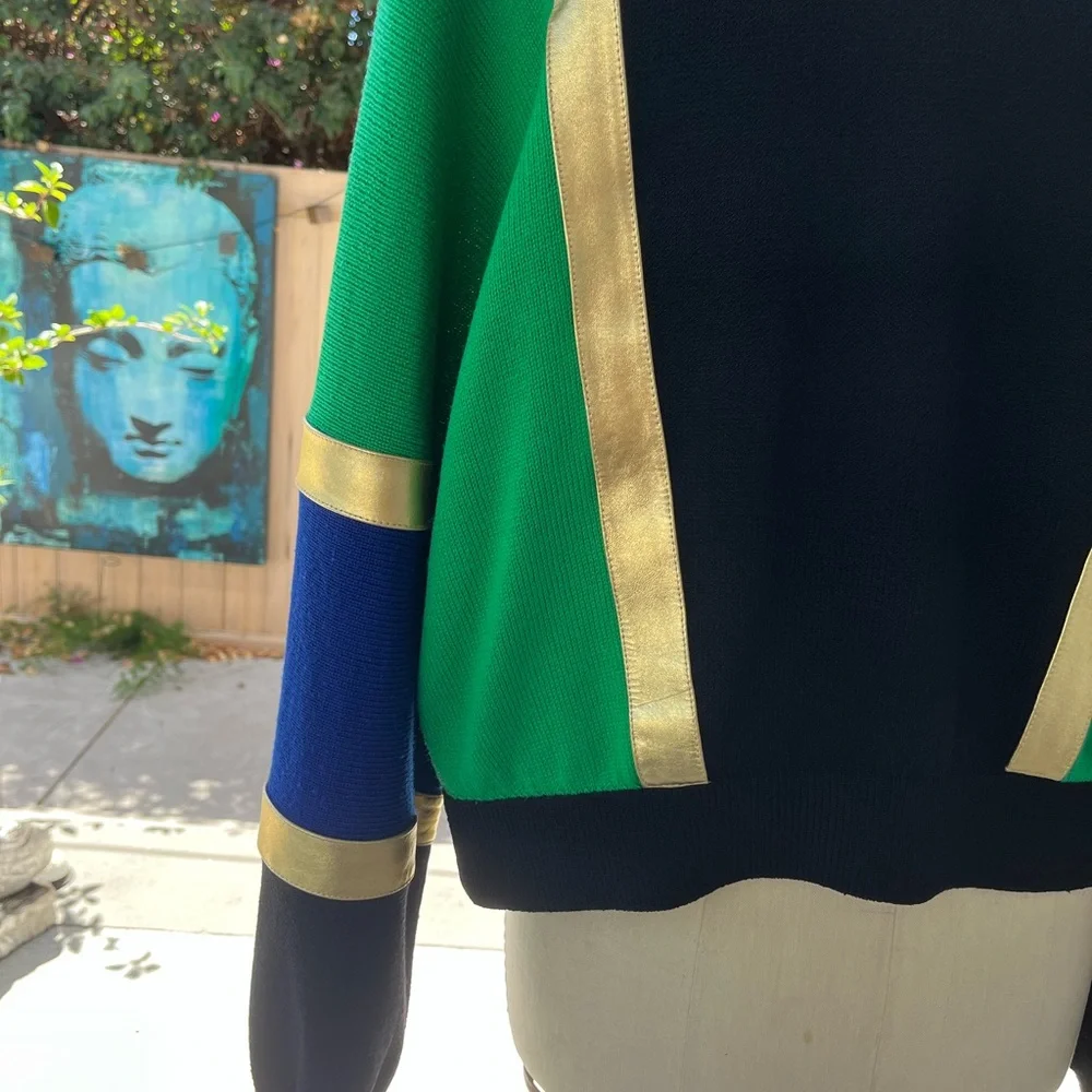 That retro St. John sweater you've been dying for! Multi-color, gold trim - Picture 9 of 13